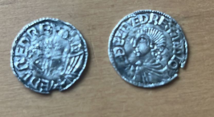 Help-With-ID-On-The-Moneyer-On-Aethelred-Pennies